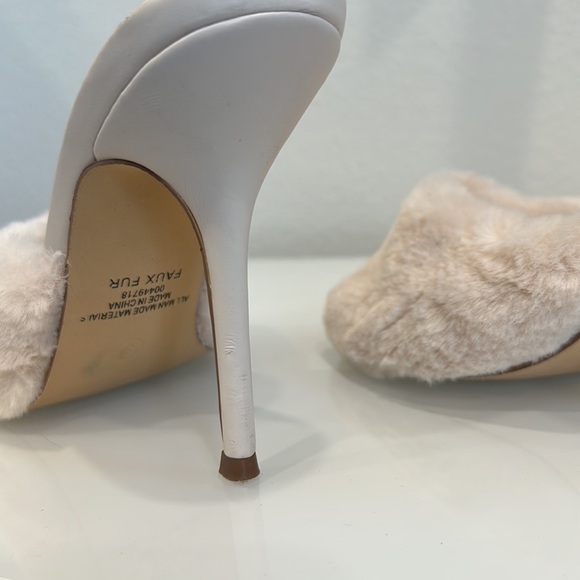 Fur Heels - Picture 6 of 8